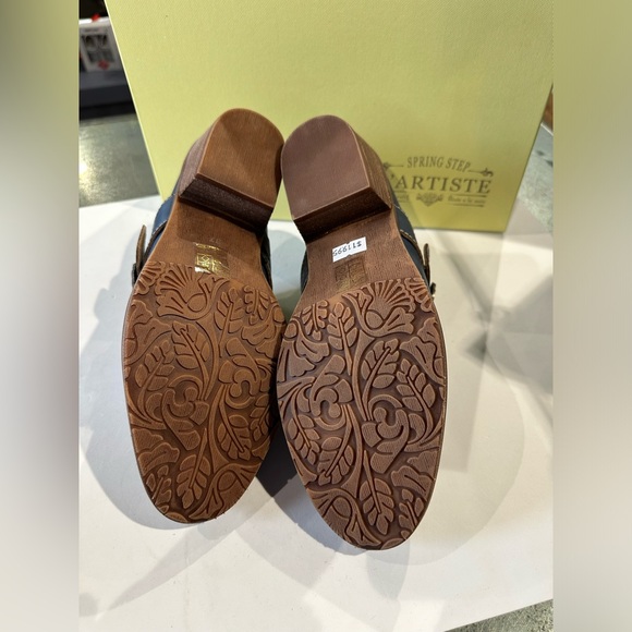 L’artiste - Picture 5 of 5